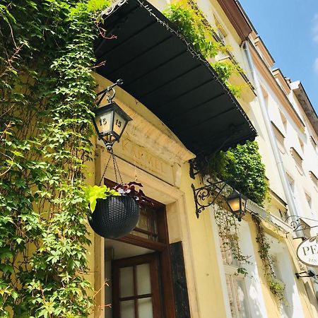 Aparthotel Karmel Krasków Exterior foto