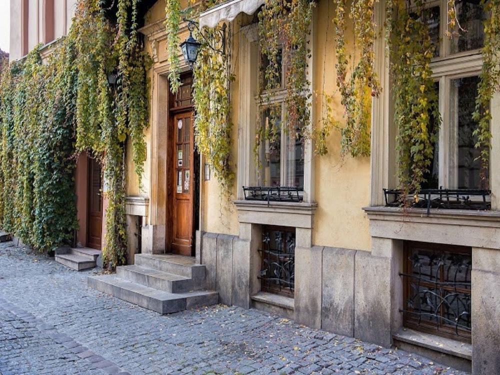 Aparthotel Karmel Krasków Exterior foto